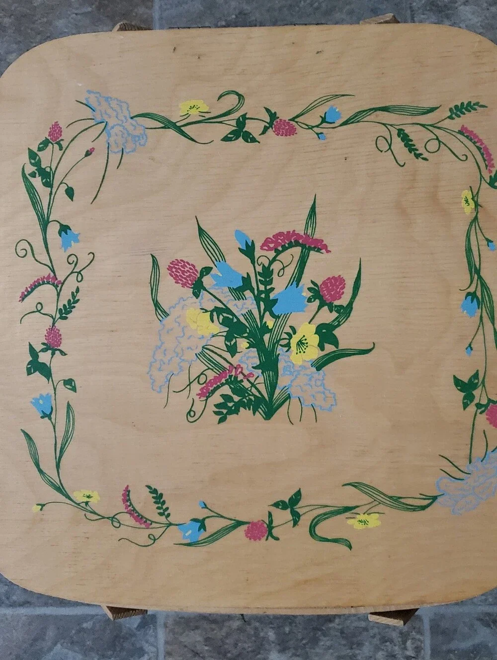Basketville Double Pie Wood Basket for with Floral Design - Natural